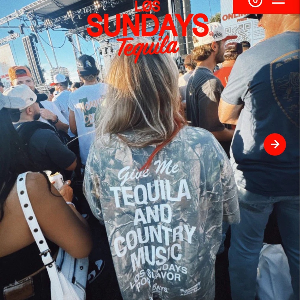 NEW LOS SUNDAYS TSHIRT